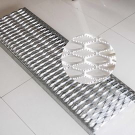 China HRPO Steel Galvanized Steel Grating For Stair Treads High Bearing Capacity supplier