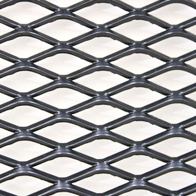 China Plastic Coating Galvanized Steel Expanded Wire Mesh For Road Fence supplier