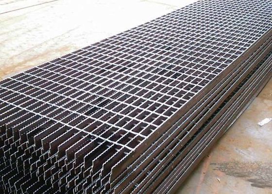 گریتینگ فولادی استاندارد - اندازه های سفارشی و بارهای اندازه های بزرگ برای کف، سکو و راهروها