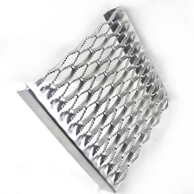 China Diamond / Crocodile Mouth Pattern Safety Grating Perforated Stair Treads supplier