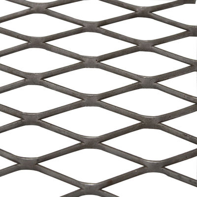 China 4ftX8ft Flatten Low Carbon Steel Expanded Wire Mesh Diamond Shape supplier