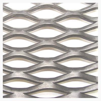 China Raised Galvanized Sheet Steel Expanded Mesh Grating For Walkway Or Pedal supplier
