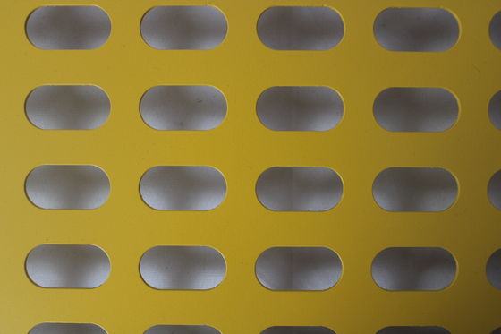 China Perforated Metal Sheets Perforated Plate Carbon Steel For Protecting Mesh supplier