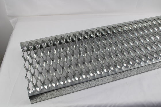 China Galvanized Crocodile Mouth Hole Anti Skid Steel Plate Perforated For Floor supplier