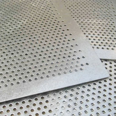 China Customized Hole Shape Perforated Metal Sheet With Durable Surface For Industry Use supplier