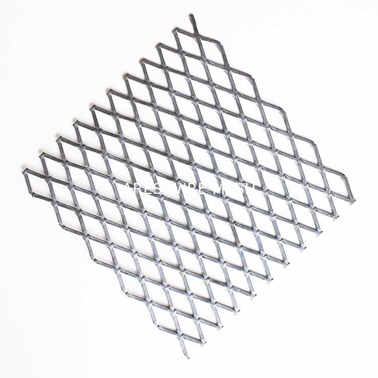 XS72 Galvanized Expanded Steel Mesh Sheets With Small Aperture Size