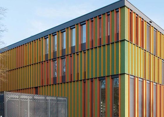 Façade augmentée de bâtiment en métal – Ventilative, magnifique et durable