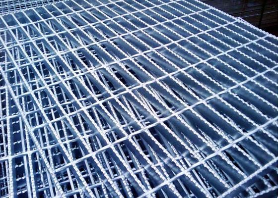 Serrated Welded Steel Grating High Bearing Capacity and High Security for Industrial, Civil and Commercial Buildings