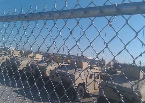 Military Defense 10 Ft Chain Link Fence With Barbed Wire And Razor Wire