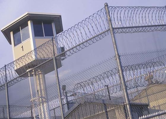 Military Defense 10 Ft Chain Link Fence With Barbed Wire And Razor Wire