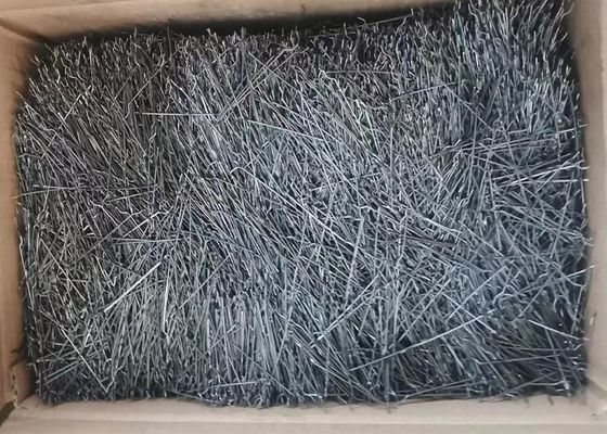 0L'acier renforcé de fibres de carbone de.4 mm améliore la résistance structurelle et l'intégrité du béton