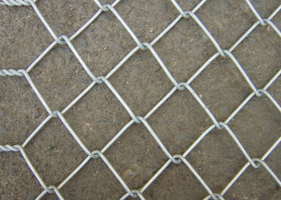 Diamond Wire Mesh Fence 1-4 Inch Openings 1.2-5mm Wire