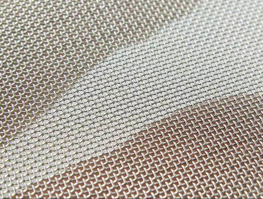 Plain Screen Stainless Steel 316L Woven Wire Mesh Durability Meets Chemical Resistance