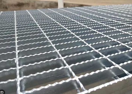 Serrated Steel Grating Used In Wet And Slippy Places