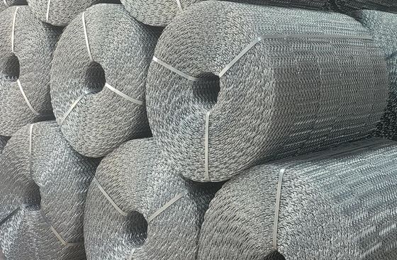 High Tensile Strength Pipe Line Reinforced Mesh Erw Carbon Steel Durable Strong Construction