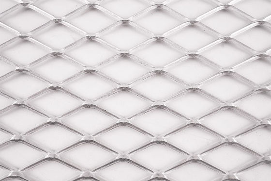 Standard (Raised) Expanded Metal – Anti-Skid and Great Corrosion Resistance