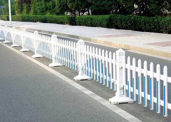 Road Fence Good Solution For Protecting Pedestrians Safe In City Street